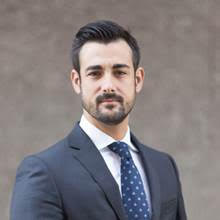 Pedro Montero Yáñez es abogado y economista. Directo del Departamento Laboral de Silva & Valdés, firma socia de Guadaliuris.