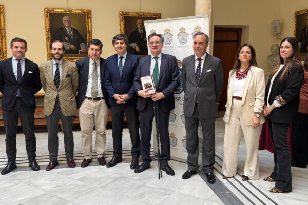 Tres abogados de Guadaliuris participan en el libro jurídico ‘La Feria en el Derecho’.